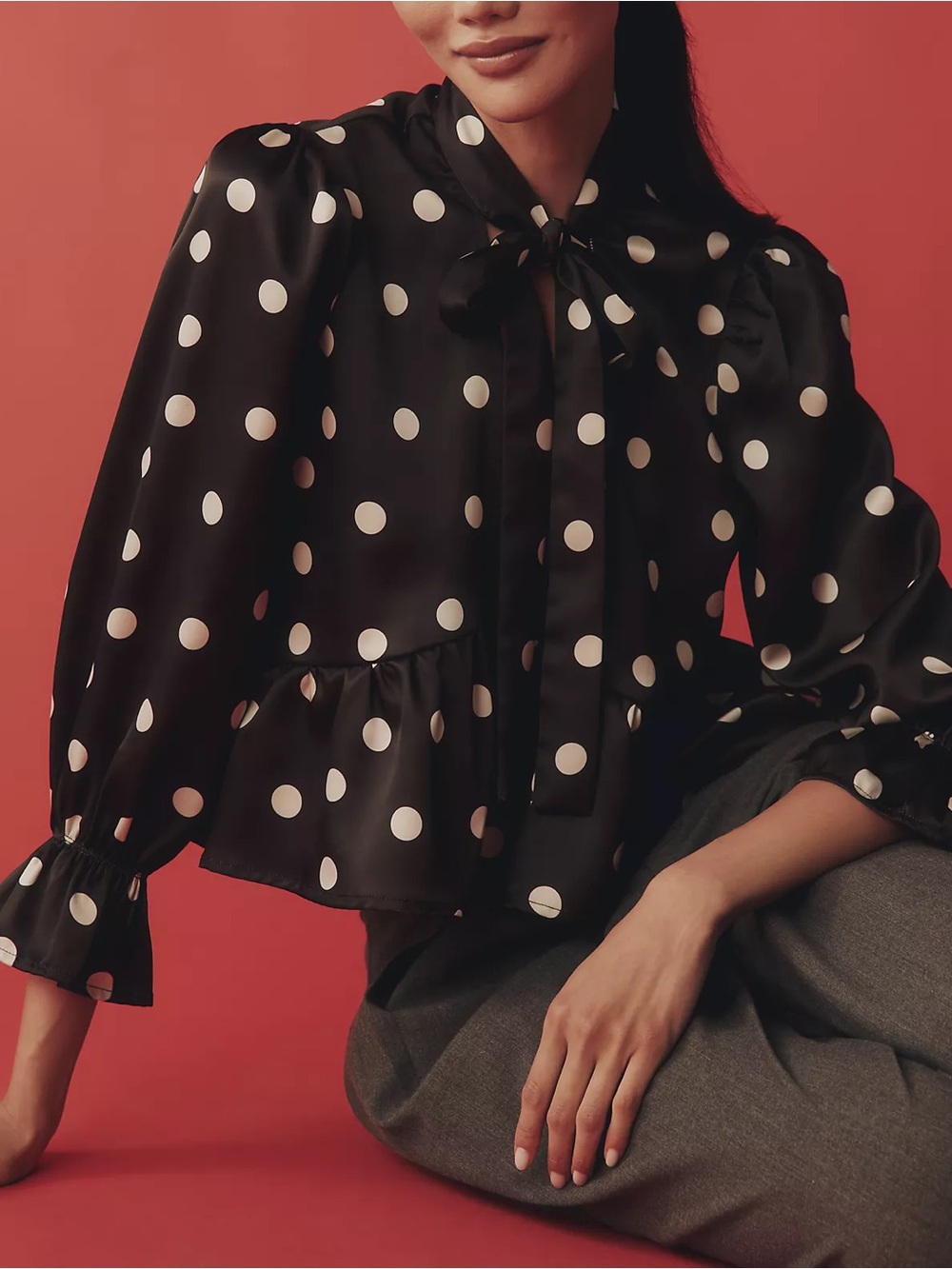NWT En Saison Floretta Playful Polka
Dots Long Sleeve Bow Tie Blouse - Picture 1 of 7